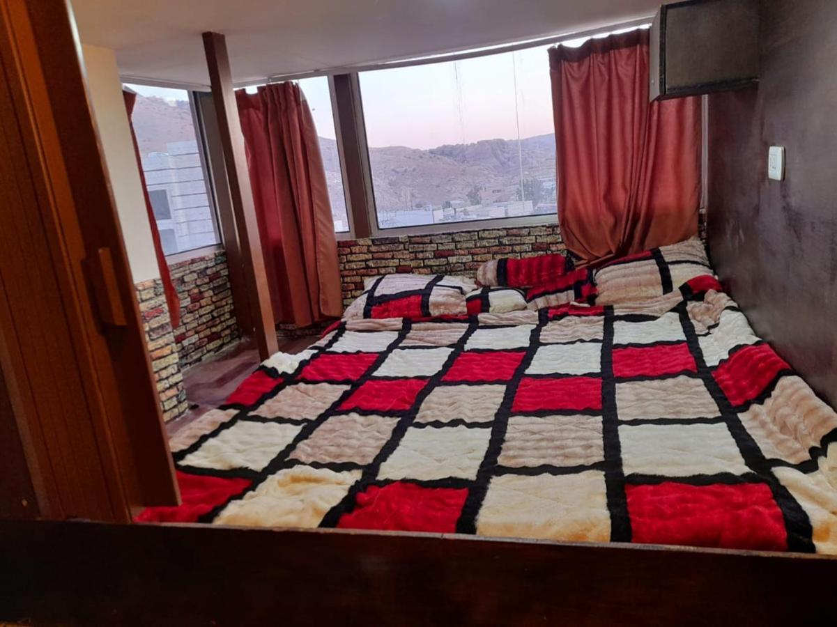 Petra Cabin Hostel Wadi Musa Eksteriør bilde