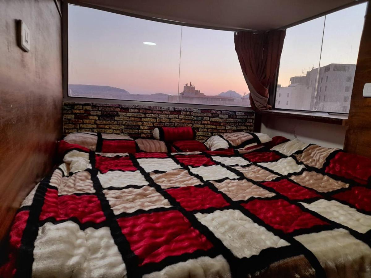 Petra Cabin Hostel Wadi Musa Eksteriør bilde