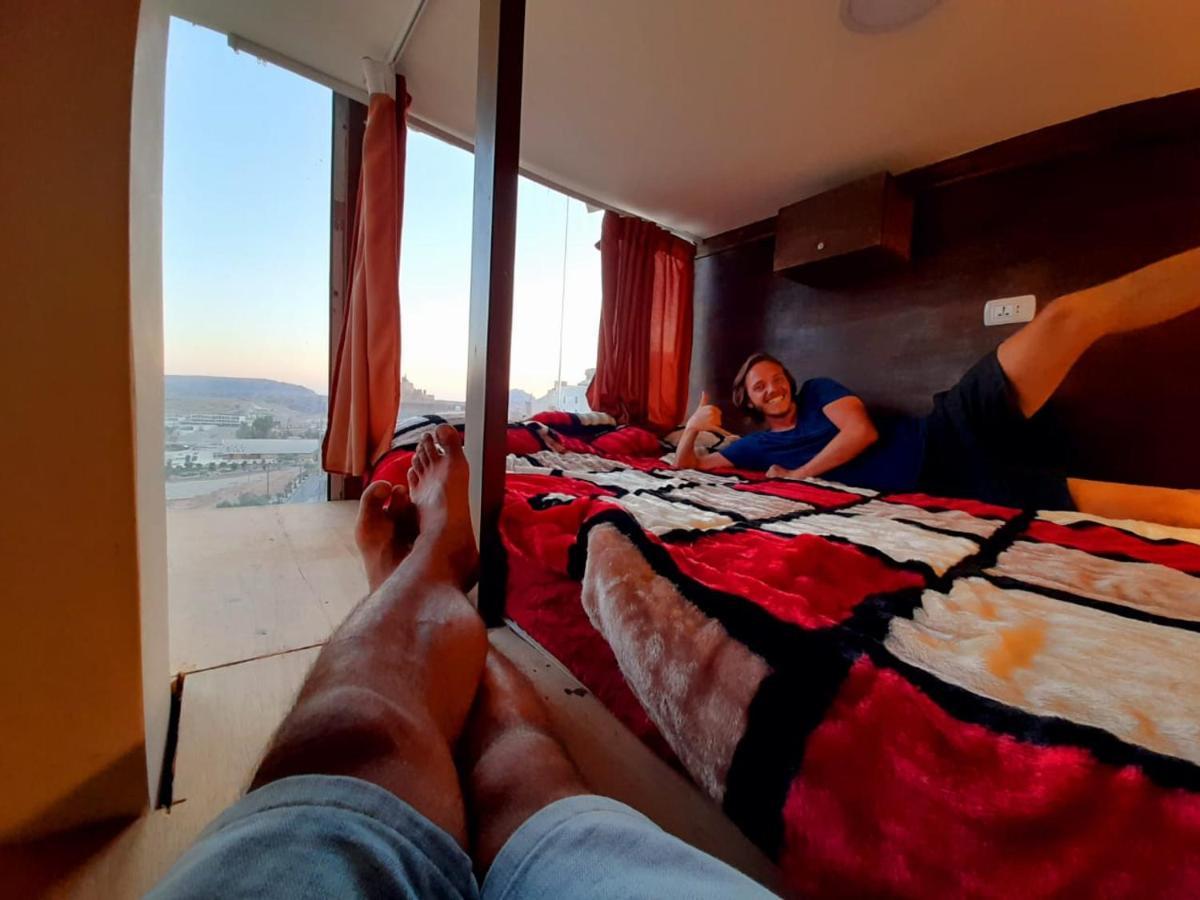 Petra Cabin Hostel Wadi Musa Eksteriør bilde
