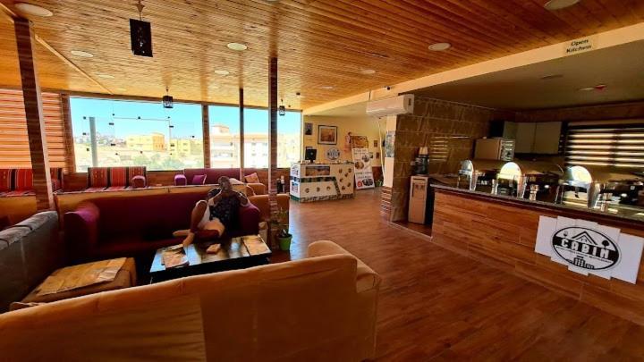 Petra Cabin Hostel Wadi Musa Eksteriør bilde